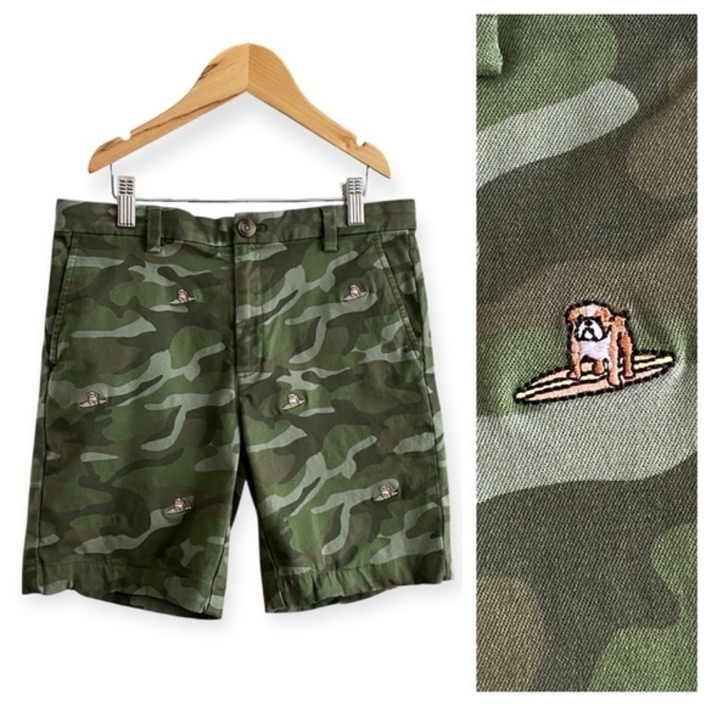 Vineyard Vines Camouflage Embroidered Surfing Bulldog Breaker Shorts 14